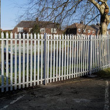 1.8m Scorpio Standard Palisade W-section - Complete 2.75m Run, Dig-In (1 Bay)