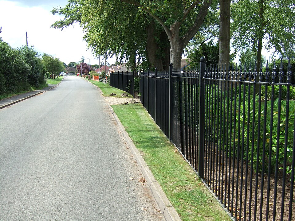Flat Top Railing Panel 1.2m x 2.75m - Black RAL 9005