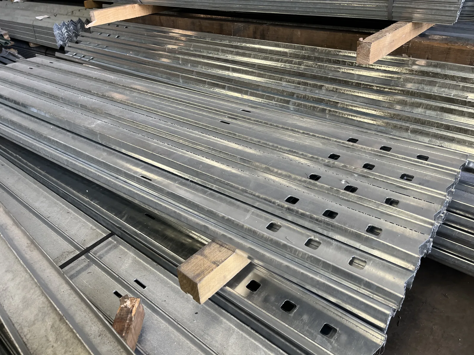 Scorpio Dig-In Post - 2.0m - Galvanised